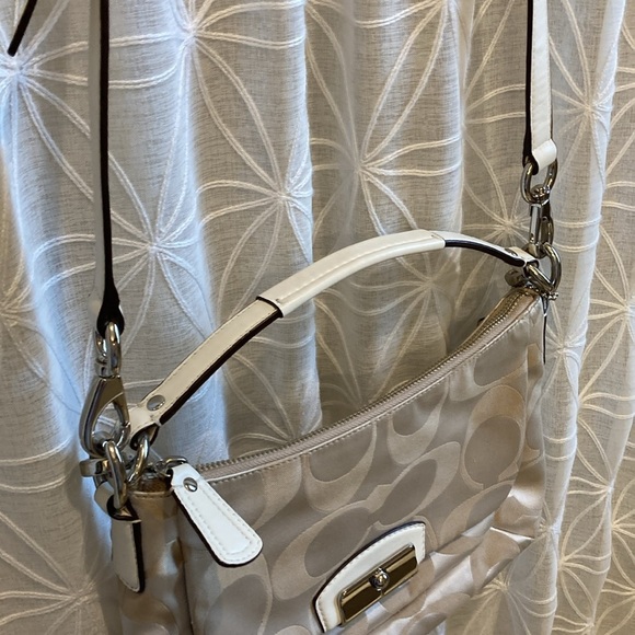 Coach Purse - Picture 4 of 13